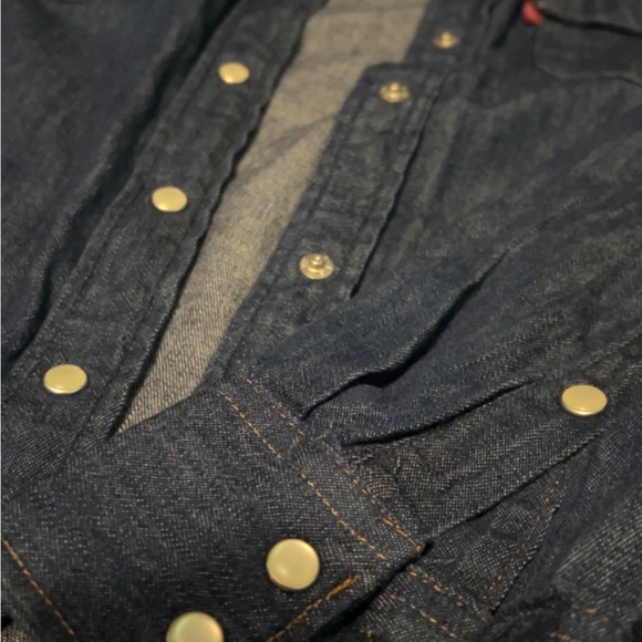 Levi’s Jean button down shirt with tags - Picture 10 of 16